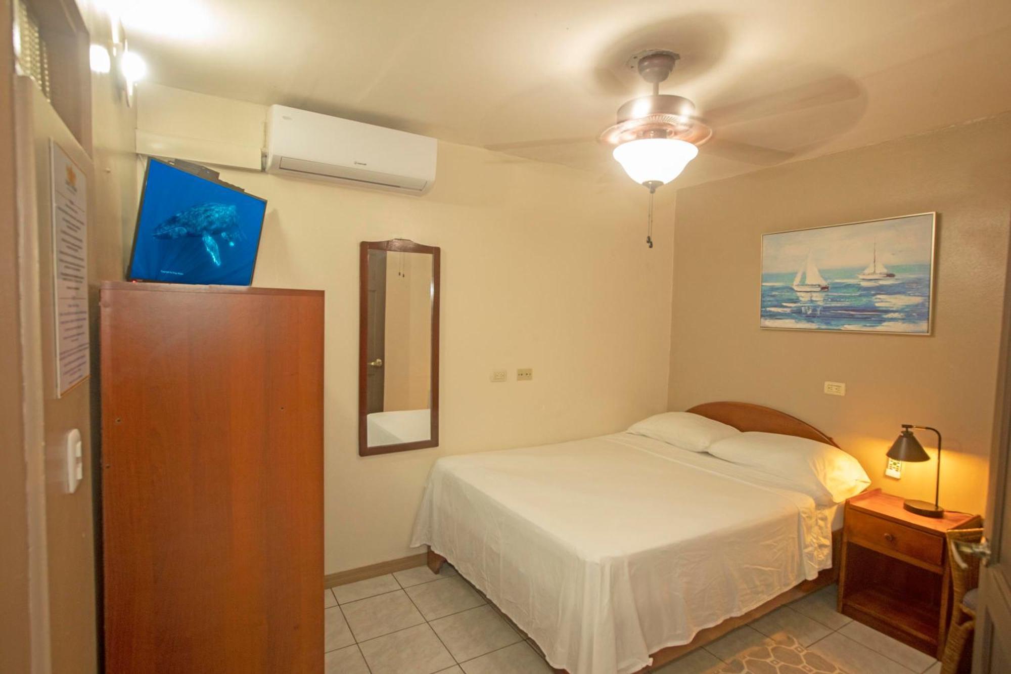 Hotel Laura'S House Коко Экстерьер фото